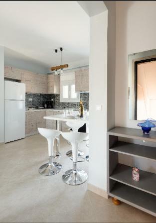Bright Spacious Two-Bedroom Apartment Thessaloníki Exteriör bild
